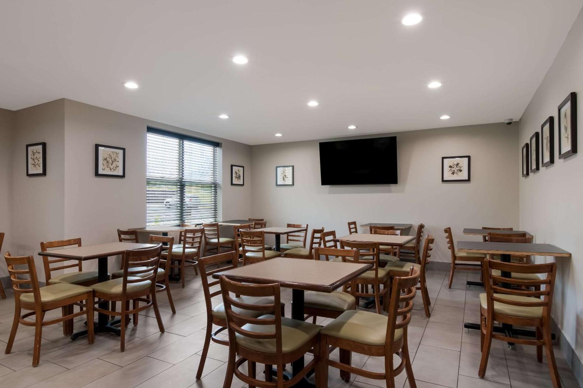 Country Inn & Suites By Radisson, Harrisburg Northeast - Hershey Εξωτερικό φωτογραφία
