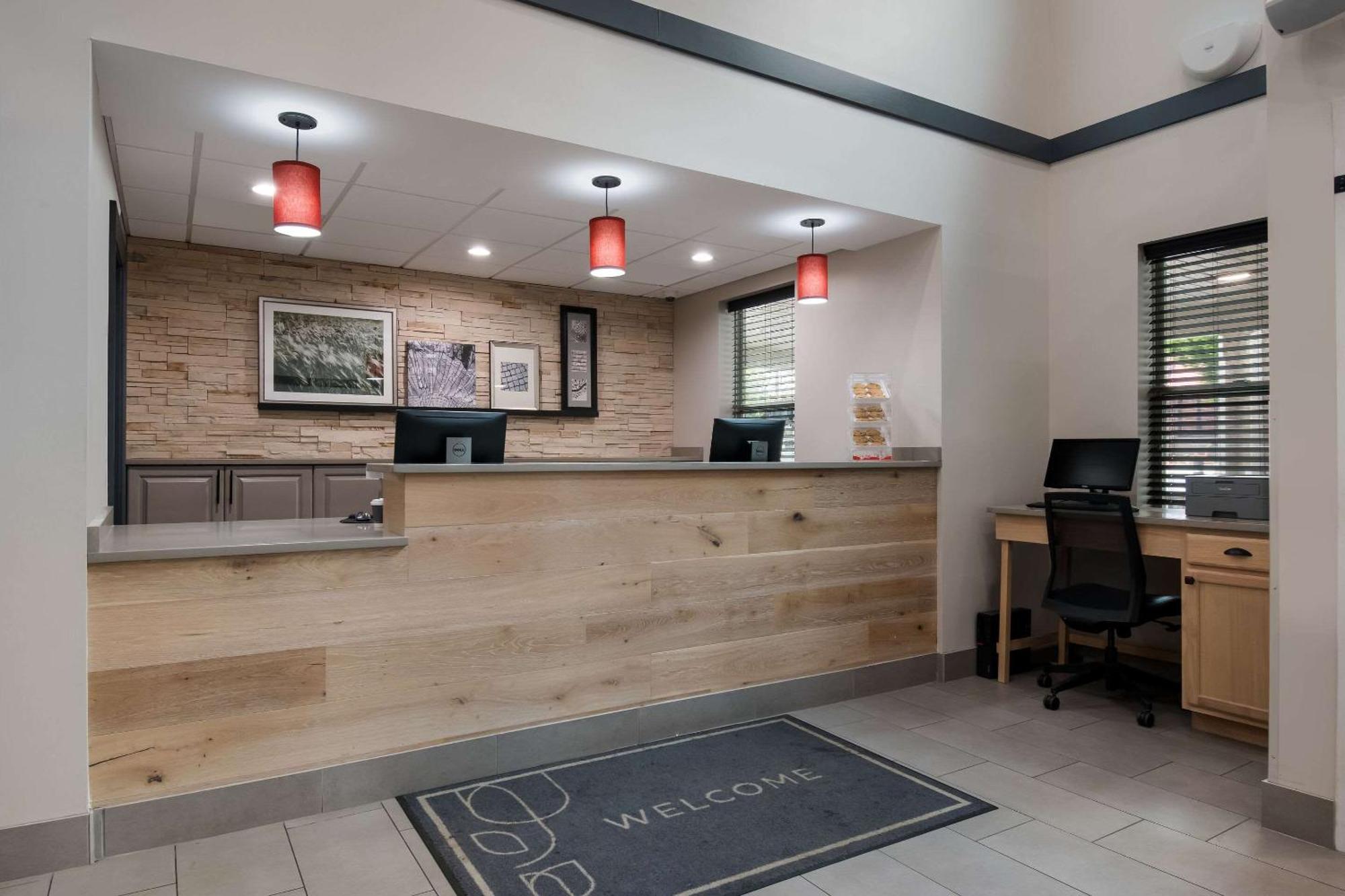 Country Inn & Suites By Radisson, Harrisburg Northeast - Hershey Εξωτερικό φωτογραφία